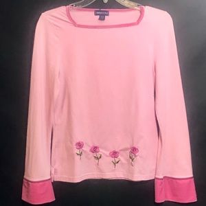 👚Pink Long Sleeve Embroidered Roses Shirt
